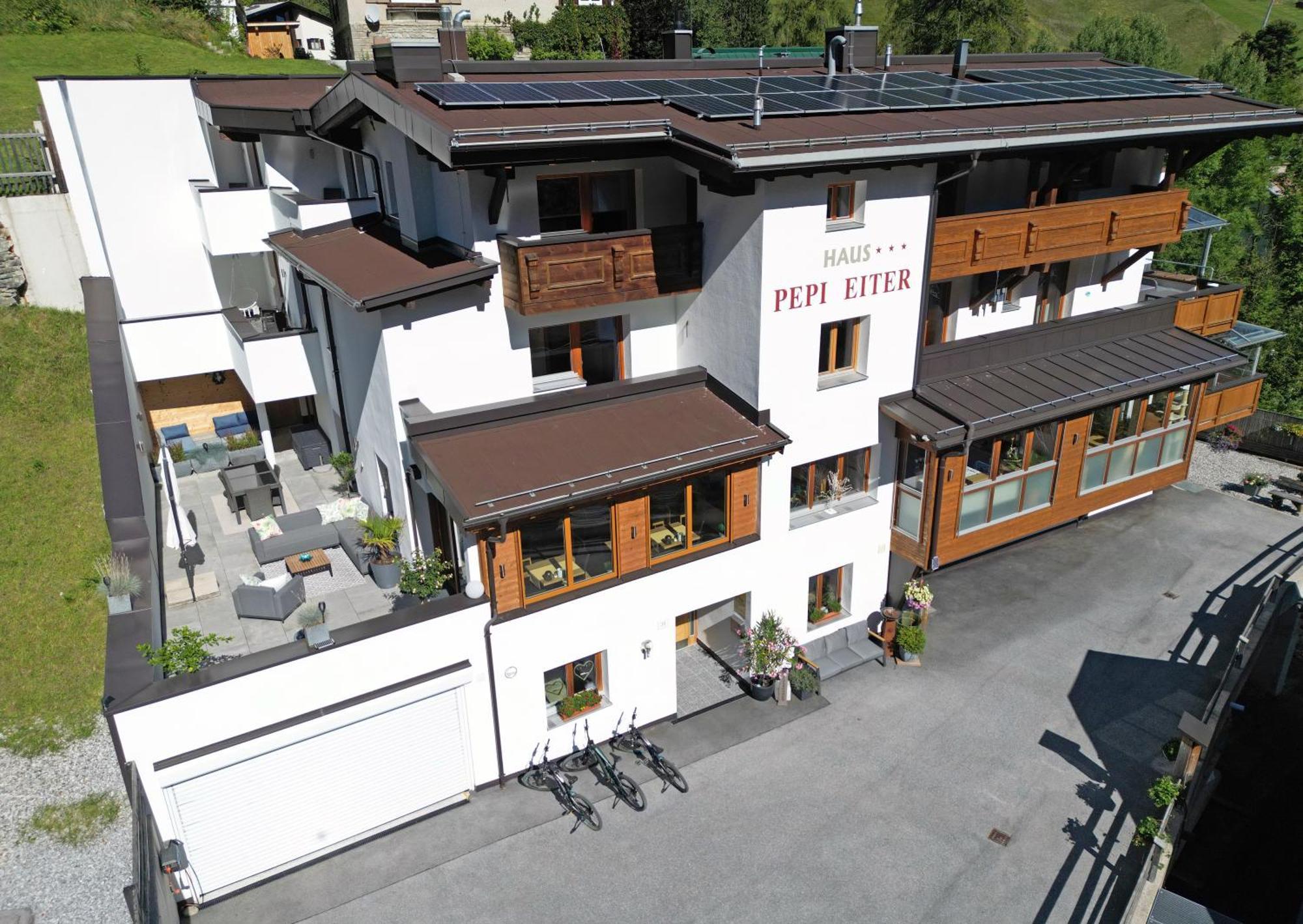 Quality Hosts Arlberg - Haus Pepi Eiter Hotel Sankt Anton am Arlberg Luaran gambar