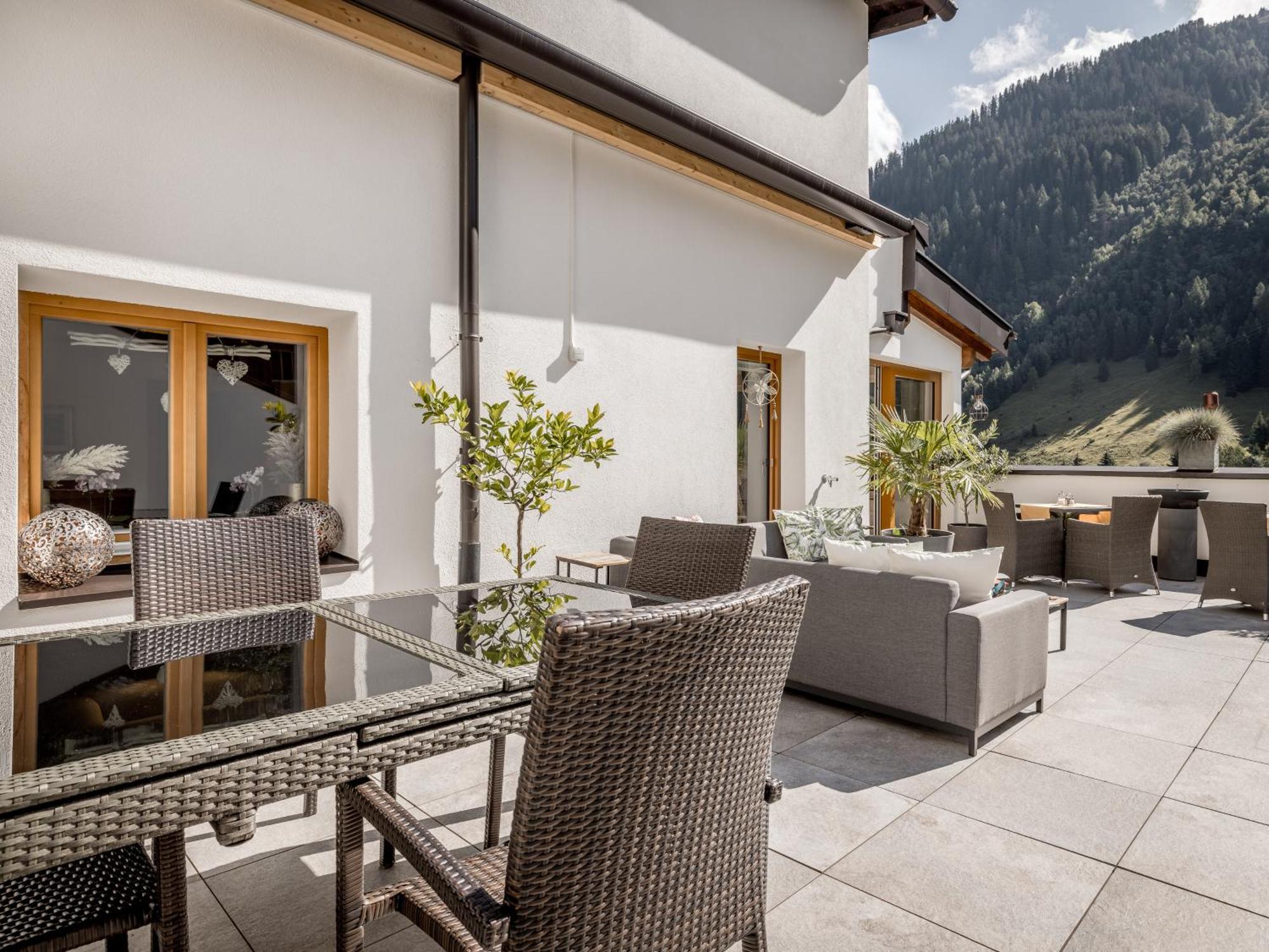 Quality Hosts Arlberg - Haus Pepi Eiter Hotel Sankt Anton am Arlberg Luaran gambar