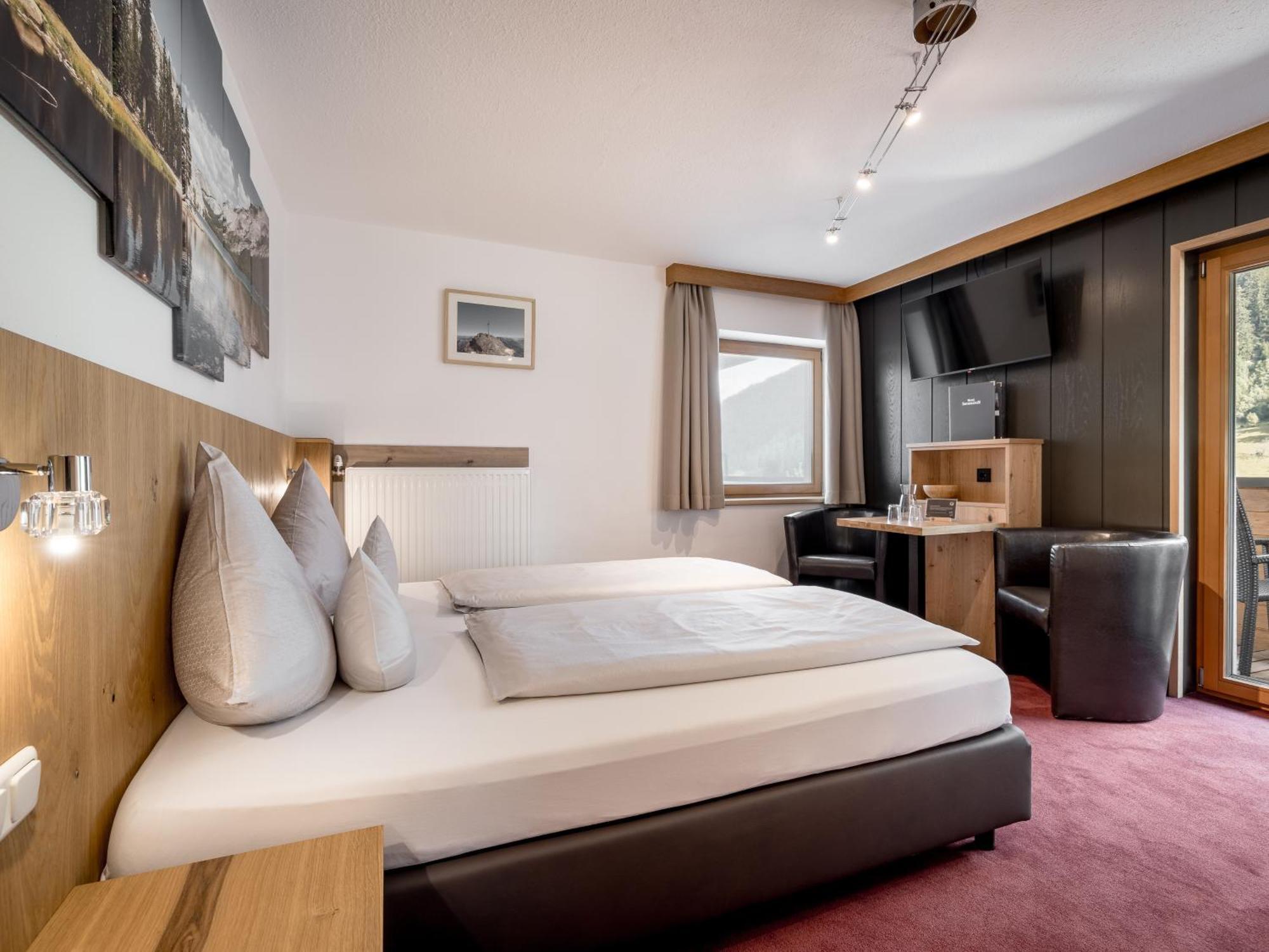 Quality Hosts Arlberg - Haus Pepi Eiter Hotel Sankt Anton am Arlberg Luaran gambar